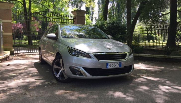 Peugeot 308​ station wagon​ BlueHDi 150 ​CV: test drive, prezzi e caratteristiche - Foto 8 di 24