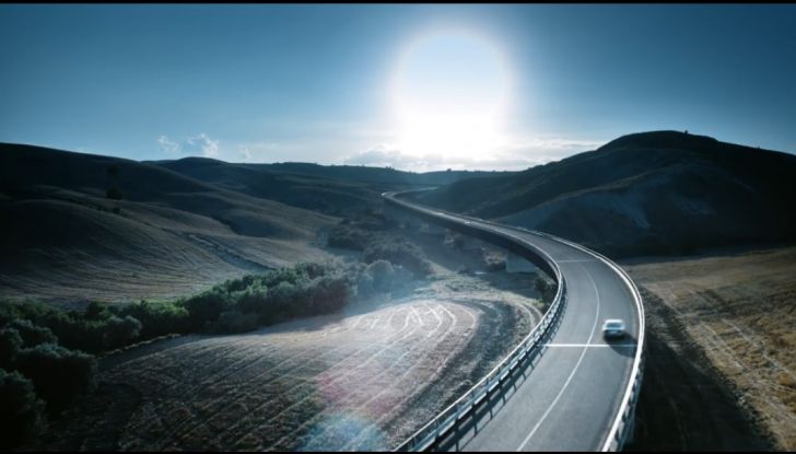 Antifurto per auto: arriva la BMW Serie 5 2017 al Salone di Parigi - Foto 6 di 7