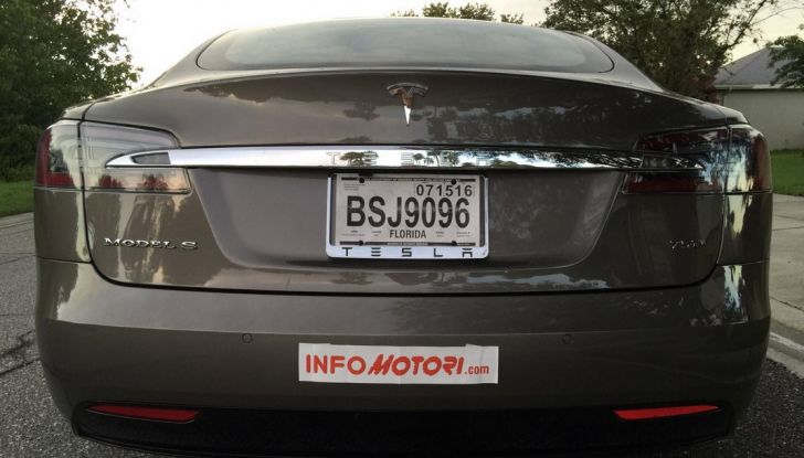 Test Drive Tesla Model S AWD Autopilota in Florida USA - Foto 3 di 20