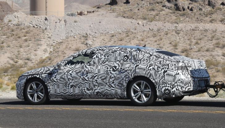 Nuova Volkswagen CC 2017, le prime foto durante i collaudi - Foto 6 di 8