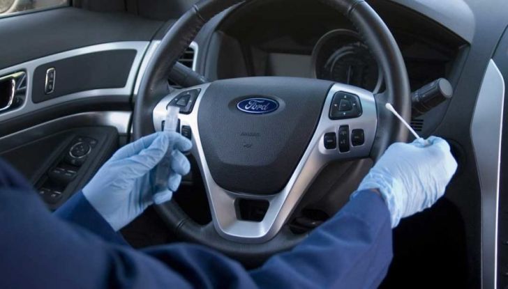 Come pulire il volante dell’auto, alcuni consigli pratici - Foto 5 di 6