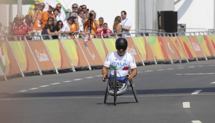 Alex Zanardi vince la terza medaglia d’oro a Rio con la Handbike - Foto 5 di 10