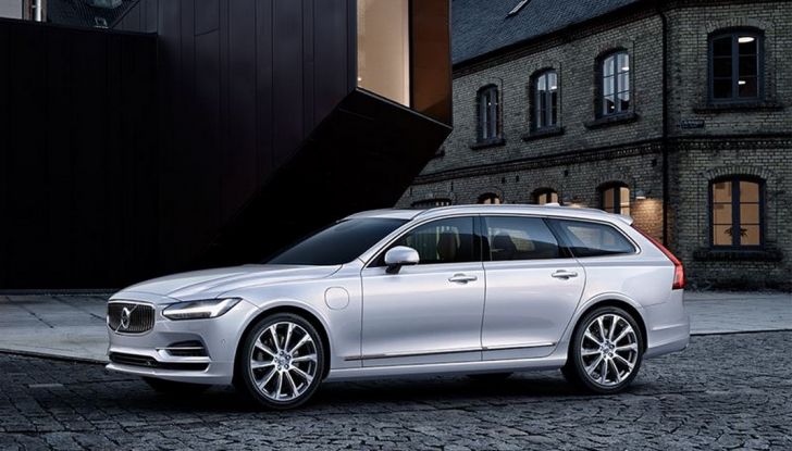 Alfa Romeo Giulia è l'Auto Più Bella Del Web 2016 (2)