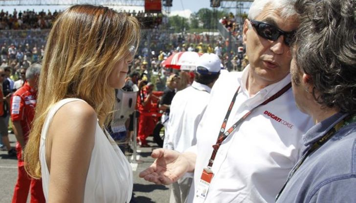 Belen Rodriguez e Andrea Iannone: la coppia è ufficiale - Foto 6 di 7