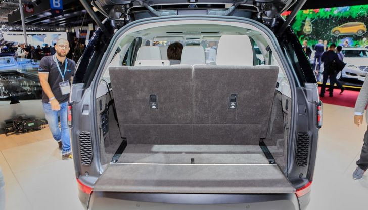 Nuova Land Rover Discovery al salone Auto e Moto d’Epoca - Foto 10 di 19