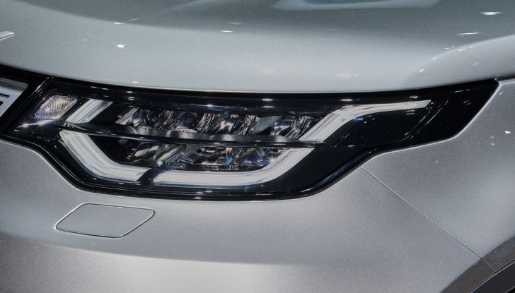Nuova Land Rover Discovery al salone Auto e Moto d’Epoca - Foto 12 di 19