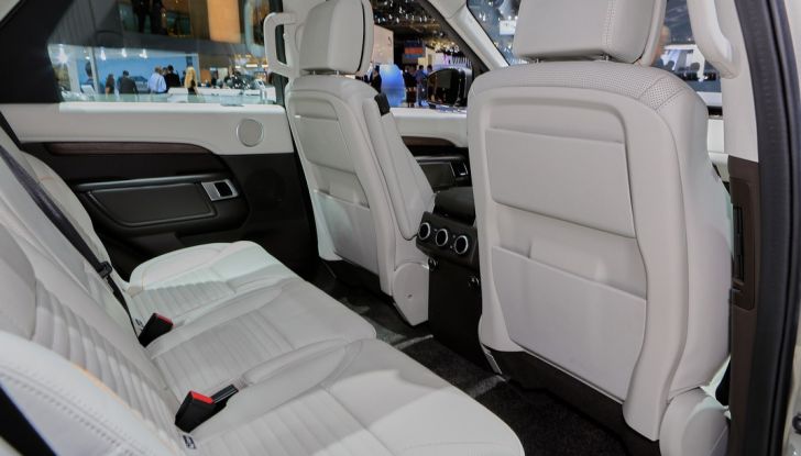 Nuova Land Rover Discovery al salone Auto e Moto d’Epoca - Foto 7 di 19