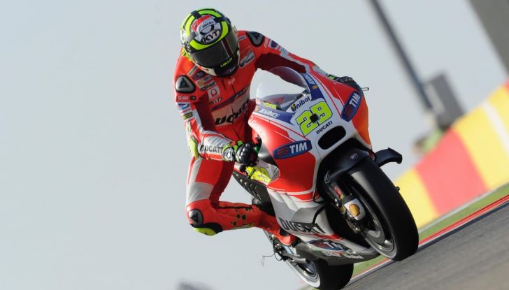 Risultati MotoGP 2016, Aragon: trionfa Marquez, Rossi terzo - Foto 12 di 22