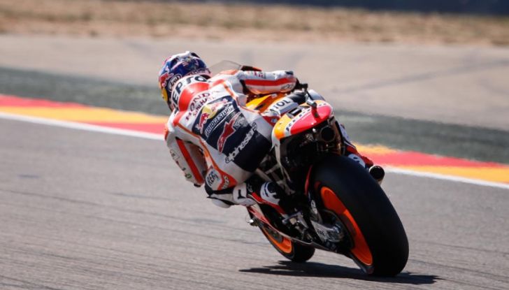 Risultati MotoGP 2016, Aragon: trionfa Marquez, Rossi terzo - Foto 9 di 22