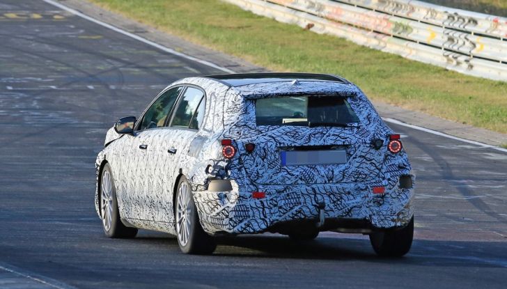 Mercedes Classe A nuove foto spia dal circuito del Nurburgring - Foto 9 di 9
