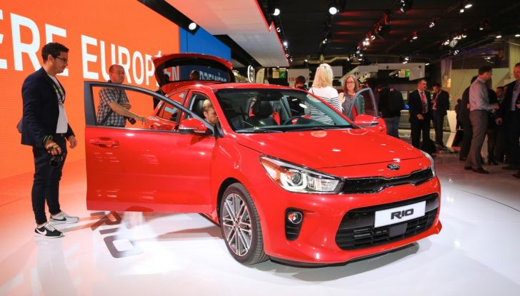 Salone Parigi Kia Rio