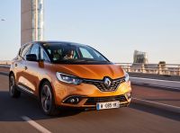 Nuova Renault Scenic, prezzi e gamma per il mercato italiano
