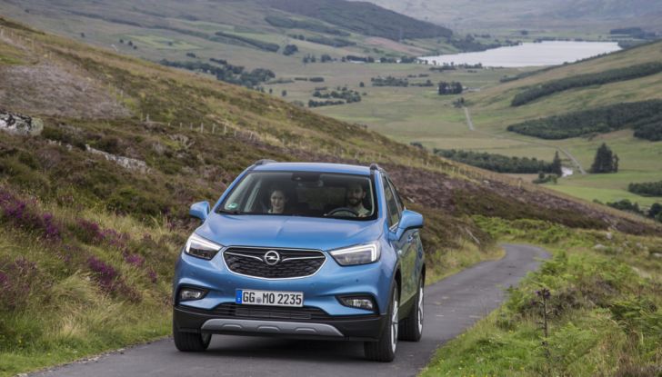 Nuovo Opel Mokka X: prova su strada, prezzi e motori - Foto 4 di 8