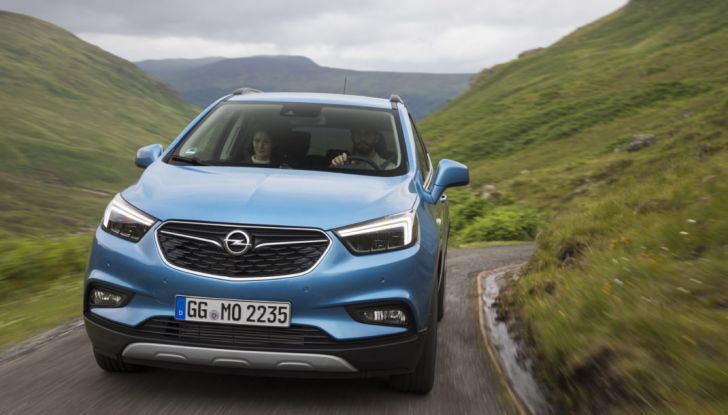 Nuovo Opel Mokka X: prova su strada, prezzi e motori - Foto 5 di 8