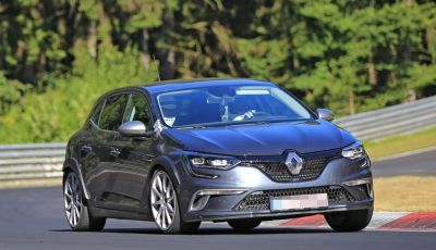 Renault Megane RS 2017, le prime foto al Nurburgring
