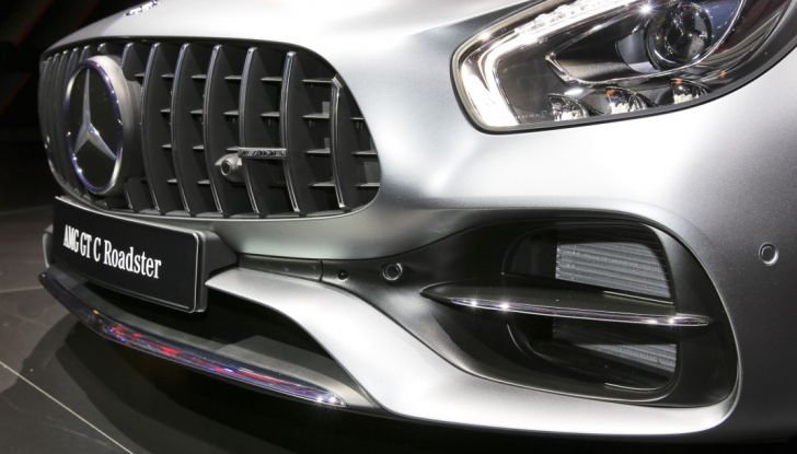 auto novità mercedes GT dettaglio Salone di Parigi
