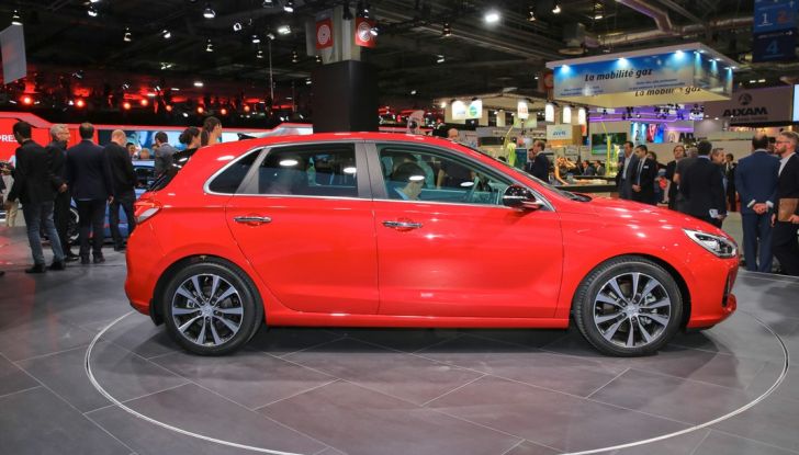 Hyundai i30, svelata ufficialmente la nuova generazione 2017 - Foto 13 di 17