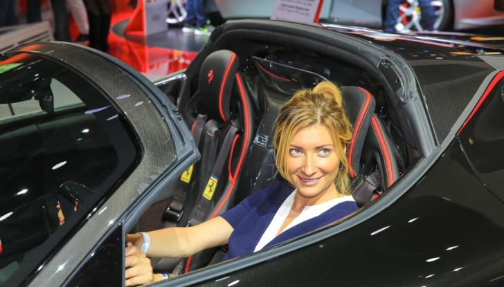 Ferrari aperta LaFerrari spider live Parigi 2016 22