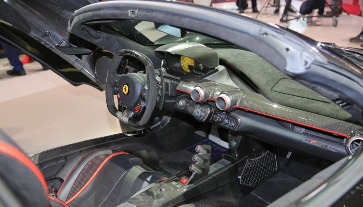 Ferrari aperta live Parigi 2016