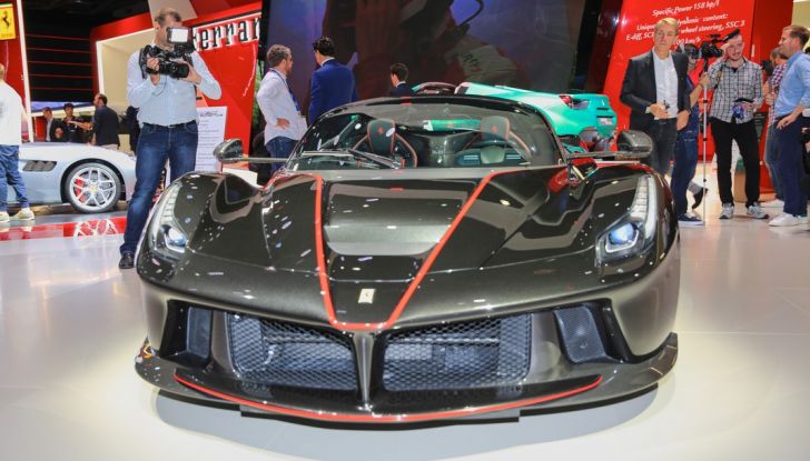 la Ferrari aperta live parigi 2016