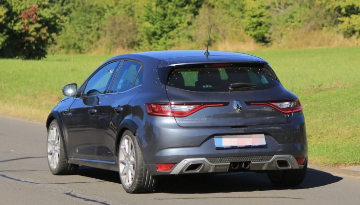 Renault Megane RS 2017, le prime foto al Nurburgring - Foto 19 di 19