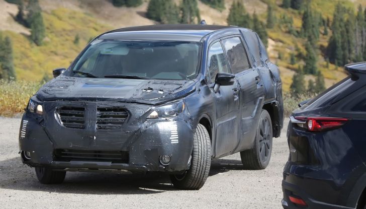 Subaru Tribeca, prime foto spia del nuovo SUV giapponese - Foto 15 di 15