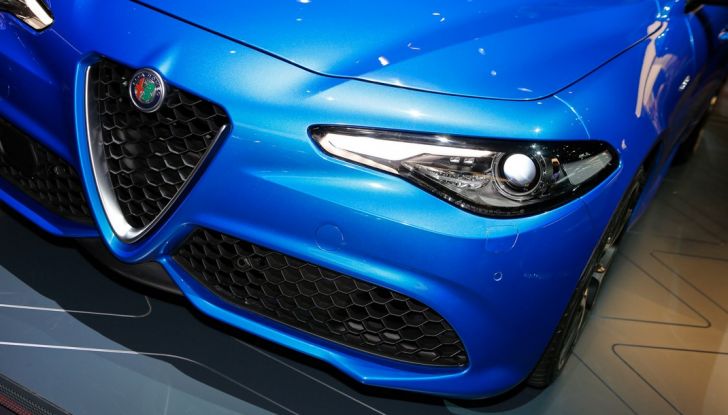 alfa giulia veloce salone di Parigi