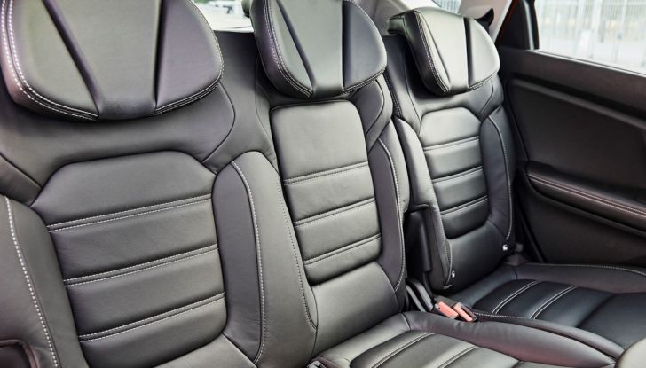 Test drive Nuova Renault Scenic 5 posti e 7 posti - Foto 14 di 35