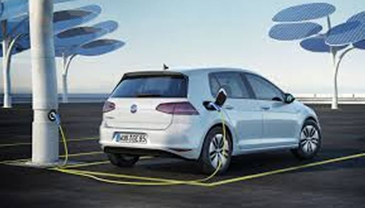 Salone di Parigi 2016, Volkswagen presenta un concept elettrico per il 2020 - Foto 5 di 9