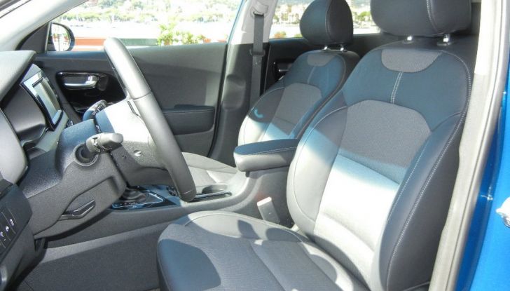 Kia Niro: prova su strada, prestazioni e prezzi del crossover coreano - Foto 7 di 18