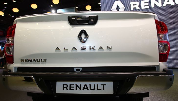 Renault Alaskan, il primo pick-up della casa francese - Foto 6 di 9