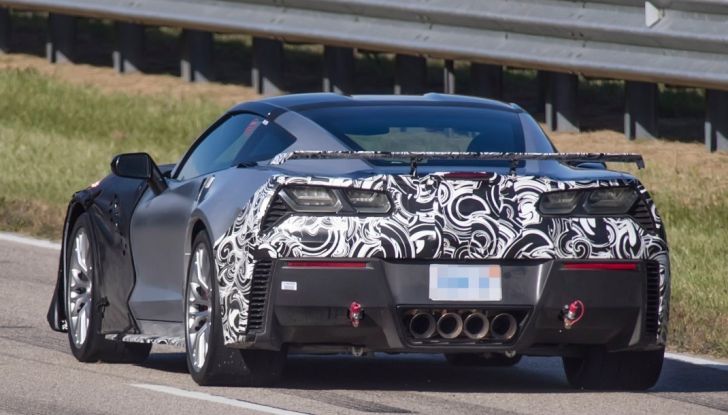 Nuova Chevrolet Corvette C7 ZR1, le prime foto spia - Foto 7 di 35