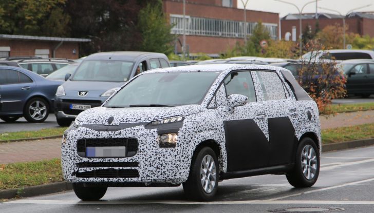 citroen c3 picasso nuove foto spia dei test dinamici 3