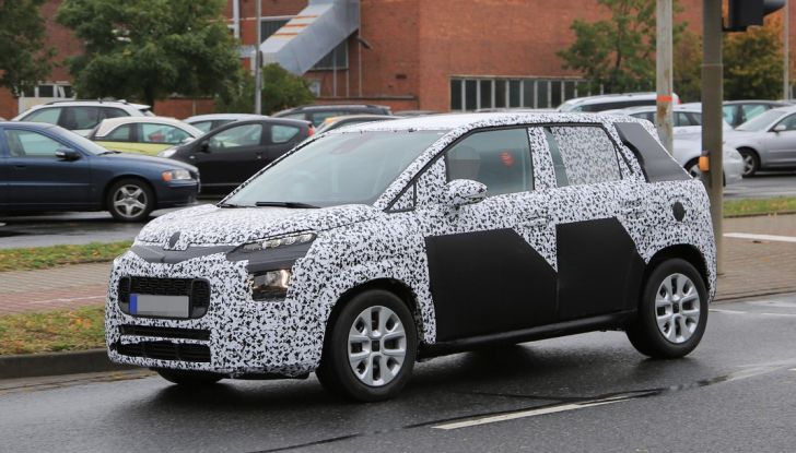 citroen c3 picasso nuove foto spia dei test dinamici 4