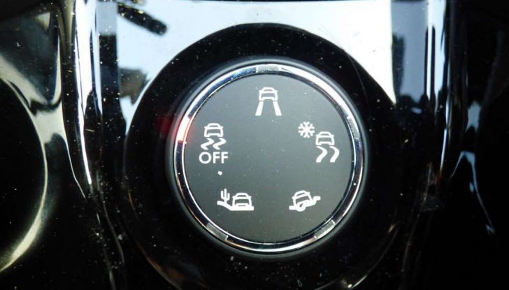 Nuova Kia Optima Plug-in Hybrid prova su strada, dotazioni e caratteristiche tecniche - Foto 49 di 51