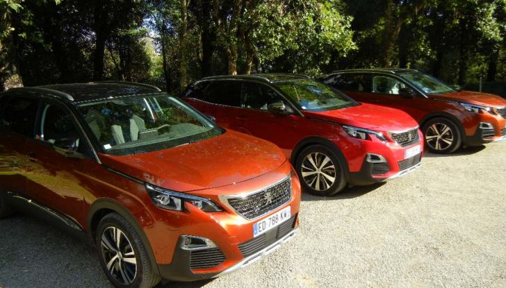 Nuova Peugeot 3008 prova su strada, prezzi e allestimenti - Foto 11 di 38