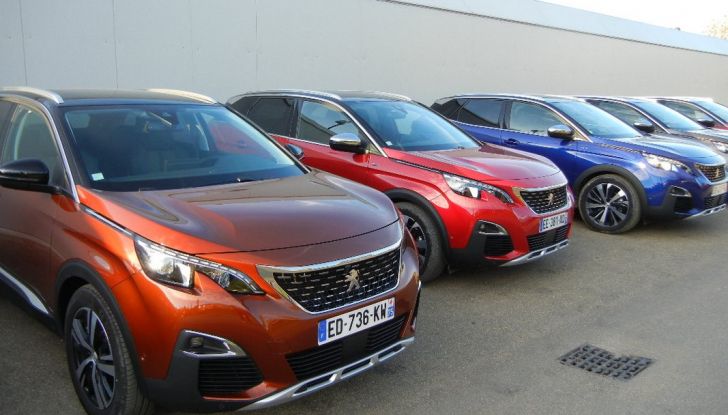 Nuova Peugeot 3008 prova su strada, prezzi e allestimenti - Foto 25 di 38