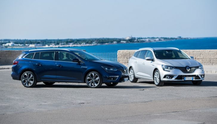 Nuova Renault Megane Sporter prova su strada, prezzi e motorizzazioni - Foto 15 di 56