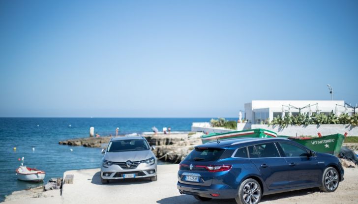 Nuova Renault Megane Sporter prova su strada, prezzi e motorizzazioni - Foto 46 di 56