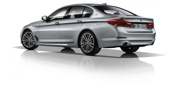 Nuova BMW Serie 5 2017, prime immagini ufficiali e informazioni - Foto 16 di 25