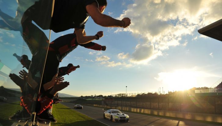 Alex Zanardi vince al Mugello nel Campionato Italiano GT con BMW - Foto 5 di 10