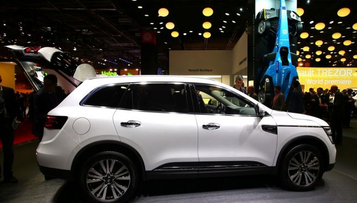 Renault Koleos​ svelata a Parigi la nuova crossover che potrebbe diventare ibrida - Foto 4 di 12