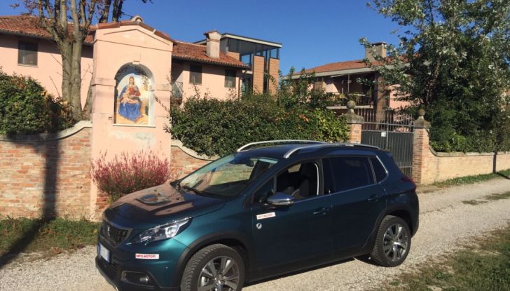 Peugeot 2008 1.6 Hdi 120 CV: prova su strada, allestimenti e motorizzazioni - Foto 5 di 15