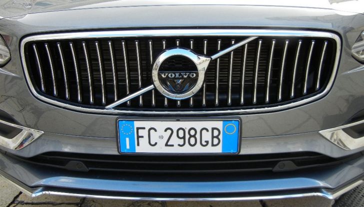 Nuova Volvo S90 prova su strada, motori, prestazioni e prezzi - Foto 16 di 26