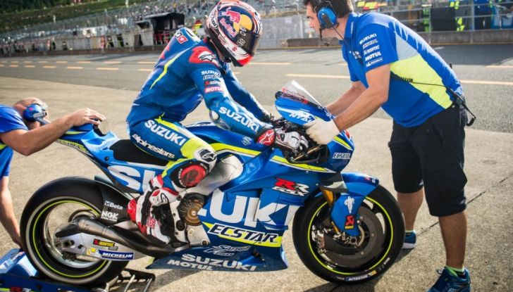 Risultati MotoGP 2016, Sepang: pole a Dovizioso, Rossi secondo - Foto 12 di 14