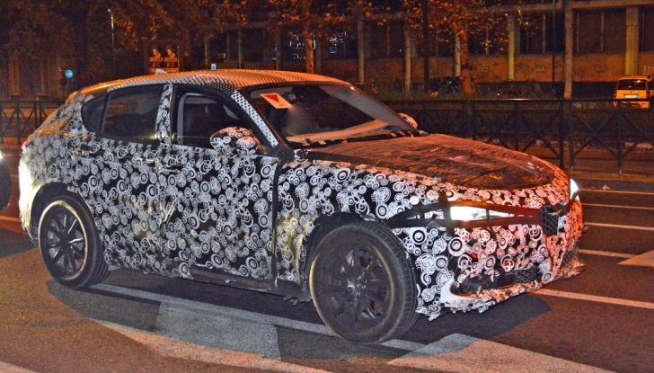 Nuovo SUV di Alfa Romeo, le foto: si chiamerà Stelvio? - Foto 1 di 7