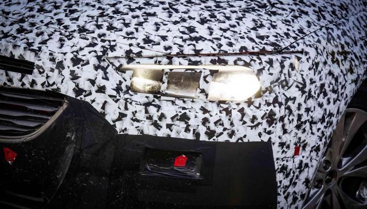 Nuova Opel Insignia Grand Sport test drive, prestazioni e dotazioni - Foto 4 di 10