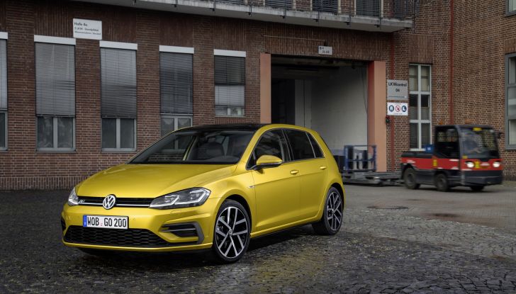 Volkswagen Golf VII restyling, prime foto e informazioni ufficiali - Foto 6 di 25