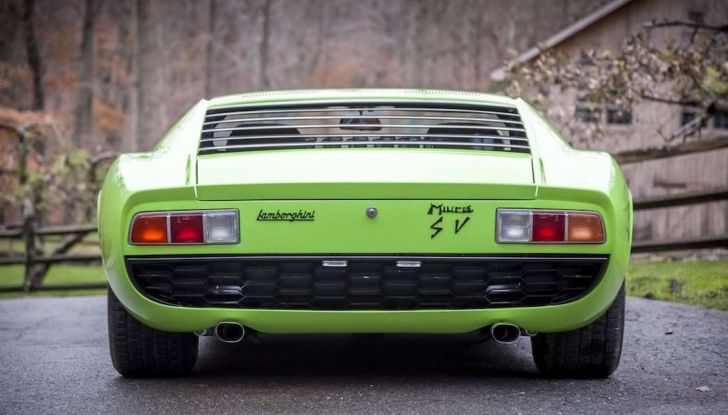 Lamborghini Miura della rockstar Rod Stewart venduta all’asta a 1,1 milioni di euro - Foto 3 di 9