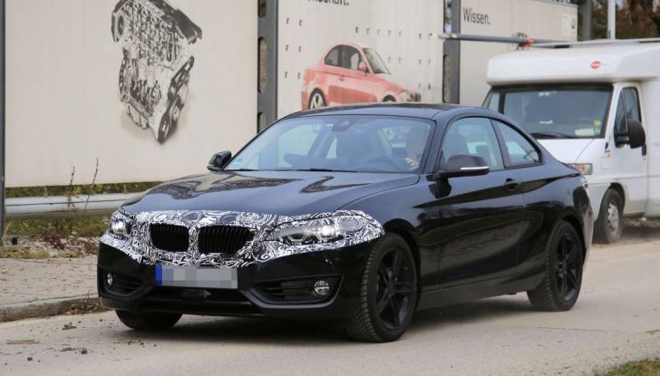 bmw serie 2 coupe foto spia del restyling di meta carriera